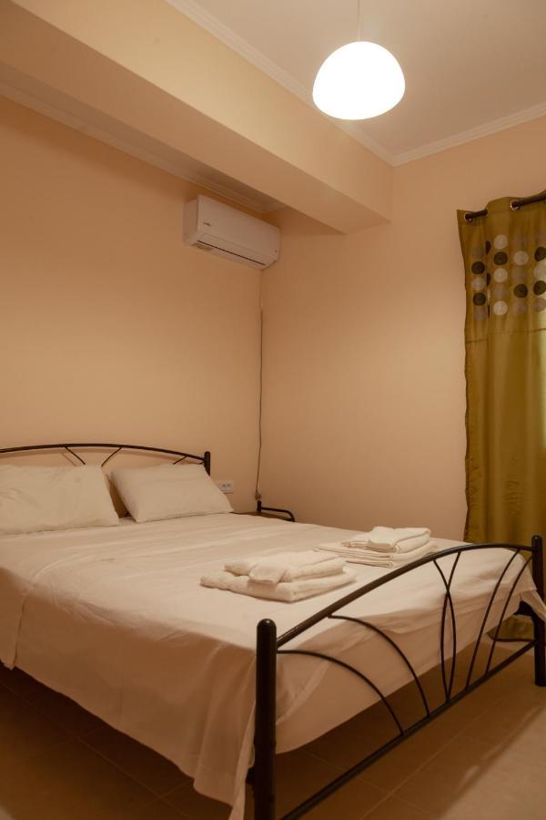 Tsoutsis Apartments Marandokhórion الغرفة الصورة